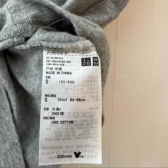 🌸3for25$🌸 Uniqlo x Mickey Mouse Tee - Picture 7 of 7